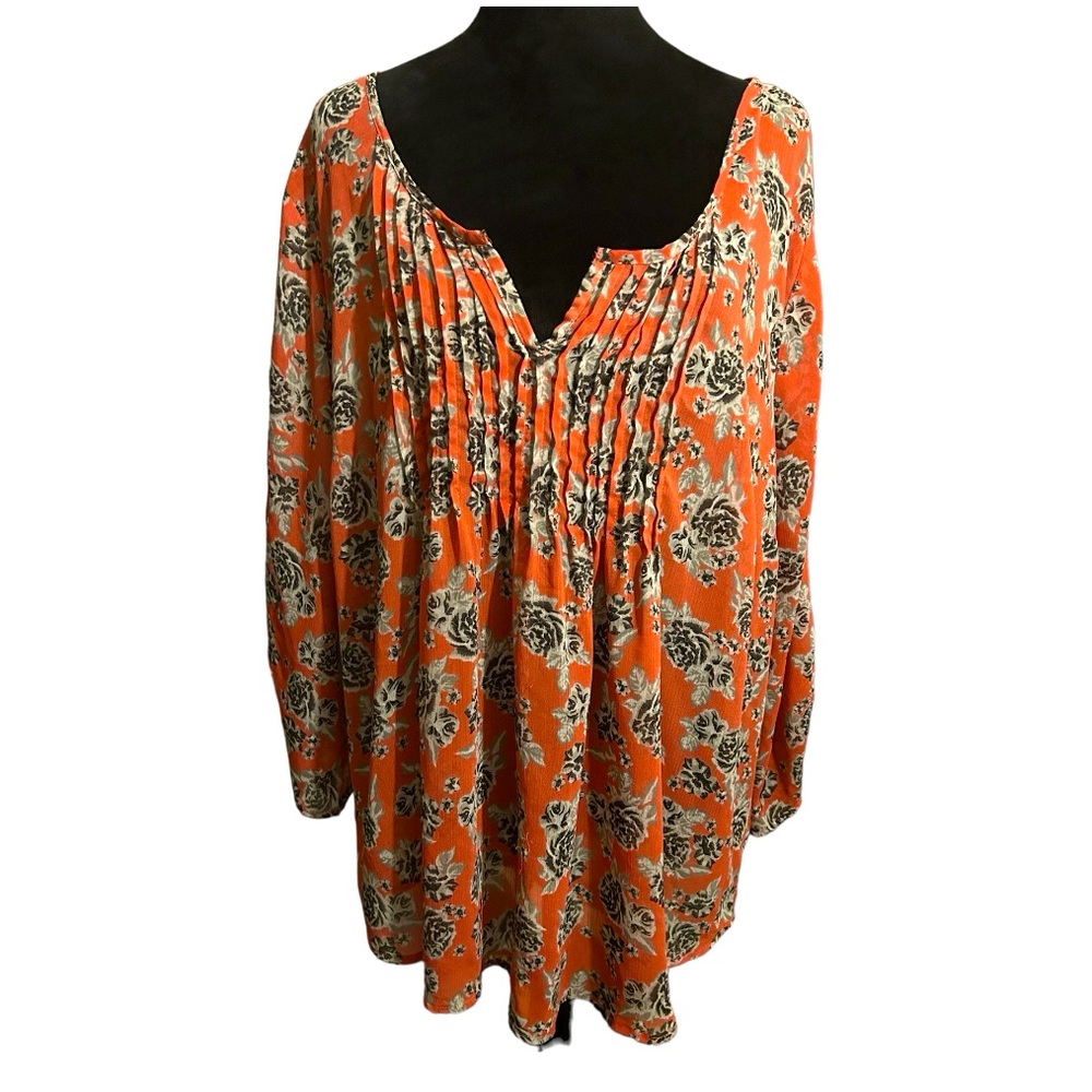 Torrid sheer peach floral tunic. - Size 2. (18/20)